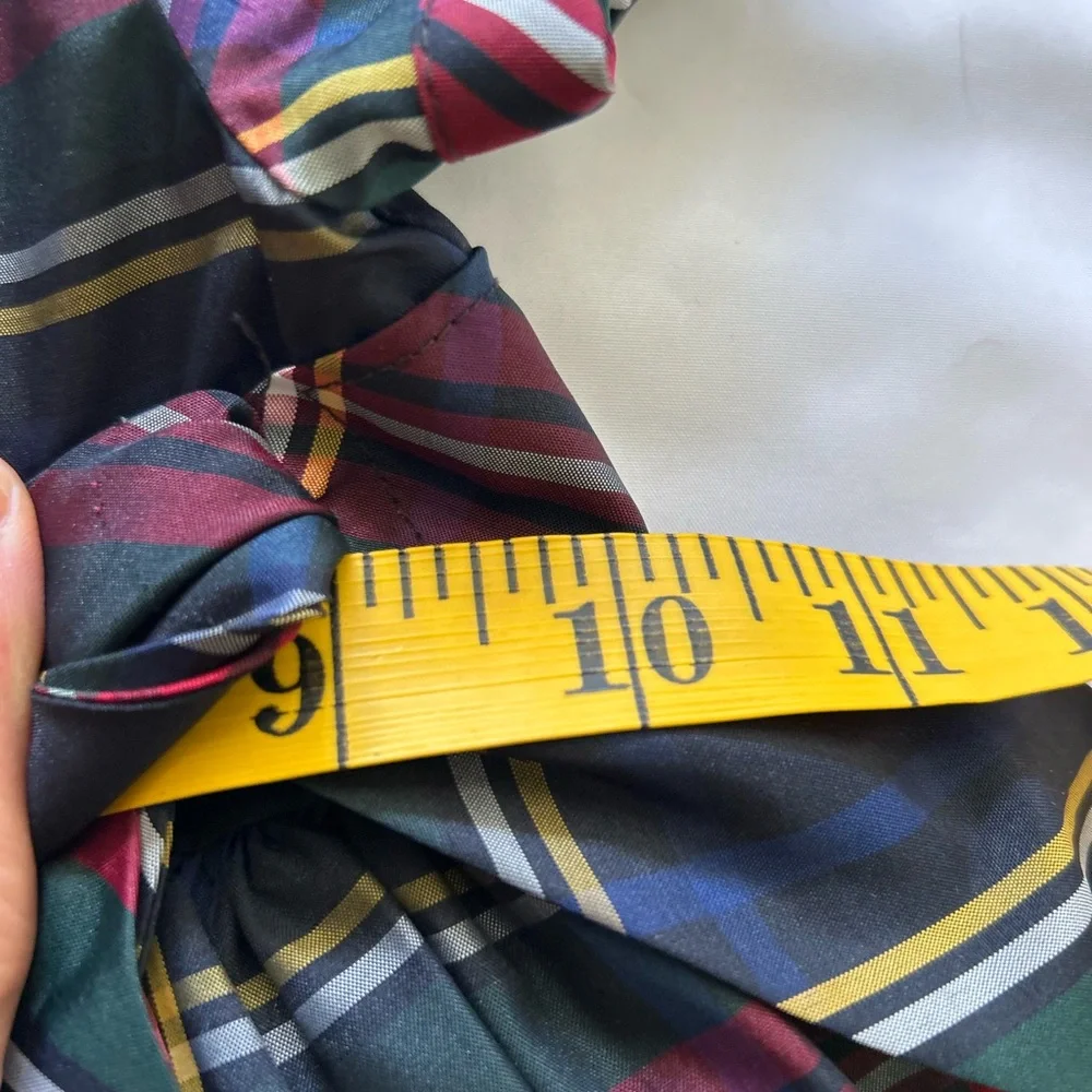 Gap Tartan Plaid Holiday Dress 12-18 mos. Short puff sleeve, bow waistband. Nice